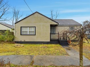 11 Cheyenne Rd, Springfield, MA 01109