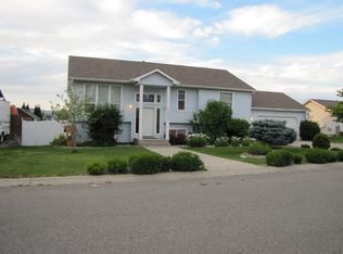 18501 E 12th Ave, Greenacres, WA 99016