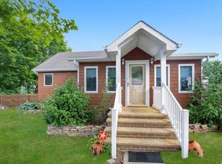 205 Iroquois St, Ronkonkoma, NY 11779
