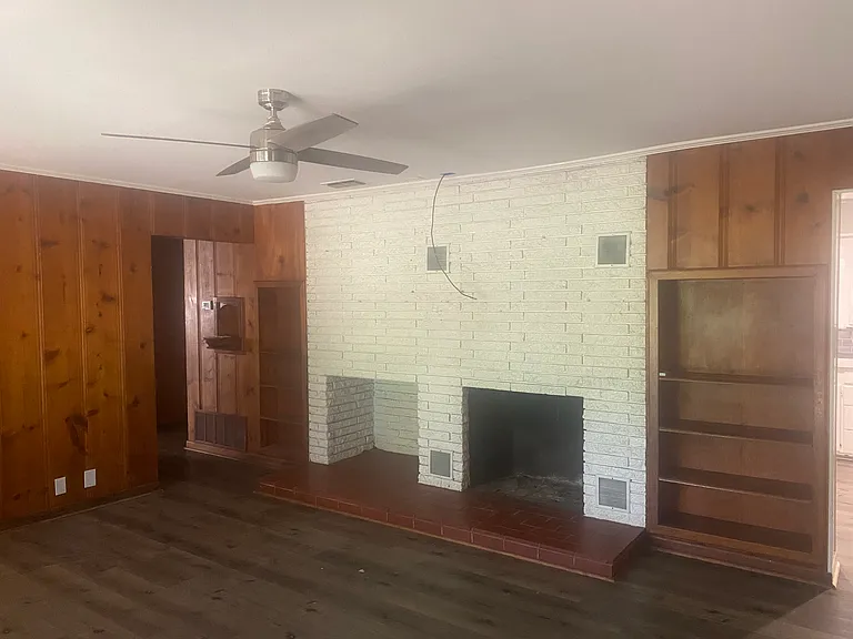 525 Meadowbrook St — Photo 3