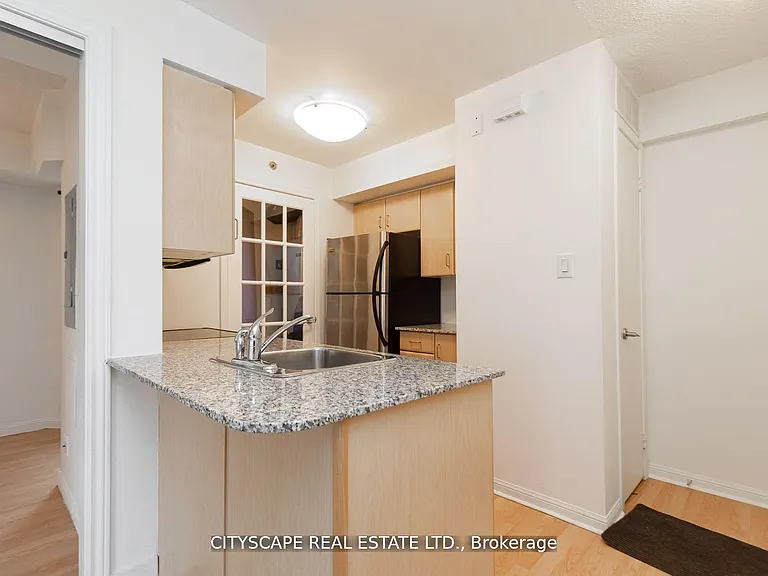 80 Joe Shuster Way #1704 — Photo 4