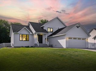 7269 Bancroft Way, Inver Grove Heights, MN 55077