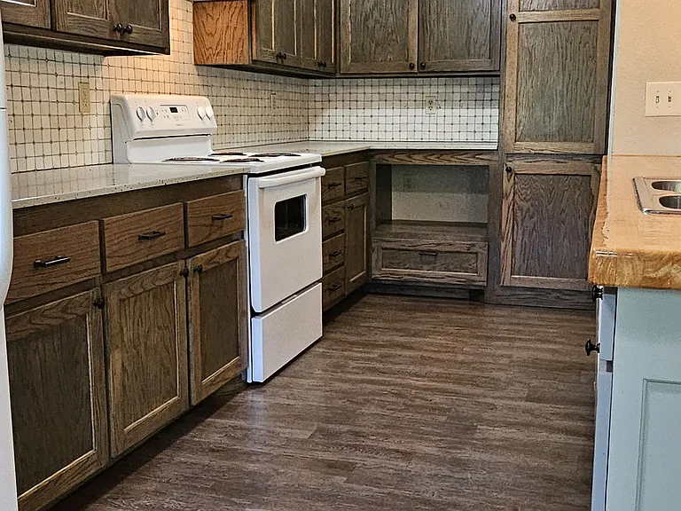 107 Foltz Ln — Photo 4