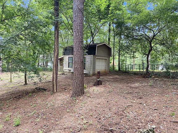 11th image of 451 Irving Bluff Rd