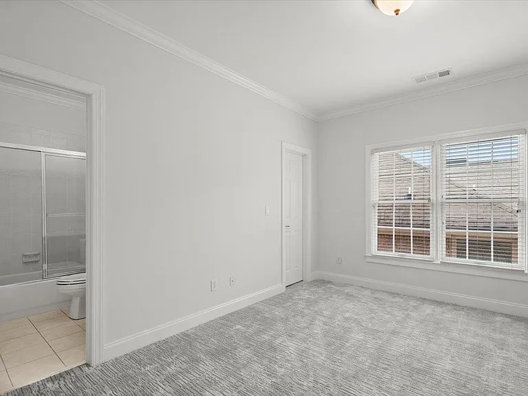 875 Wescott Ln — Photo 44