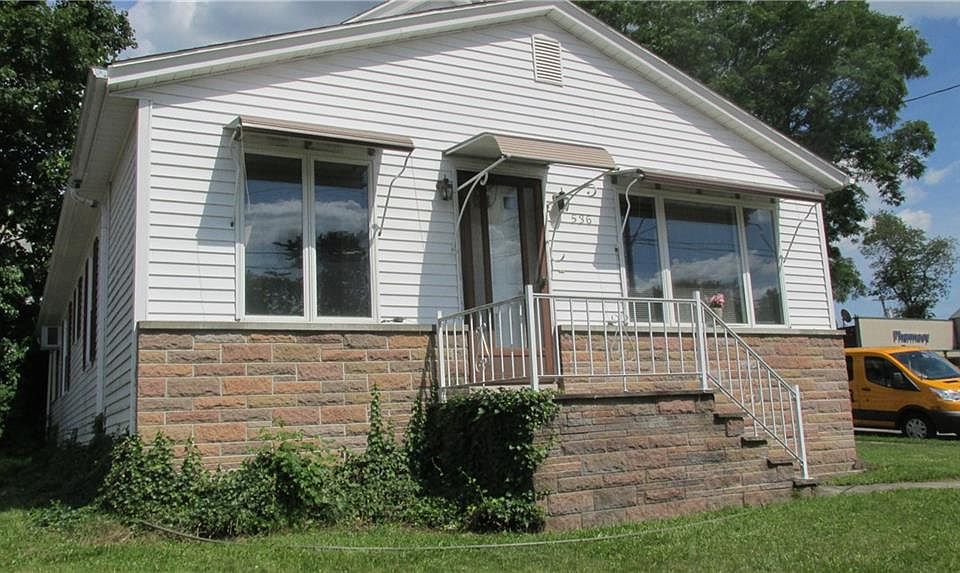 1st image of 536 Dyer Ave