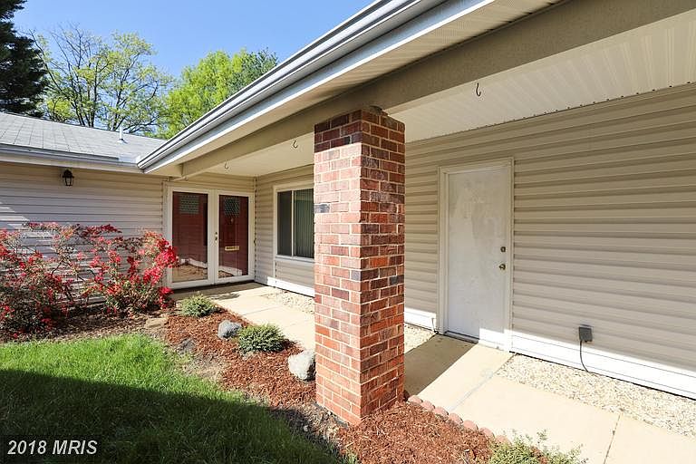 Inviting front entrance