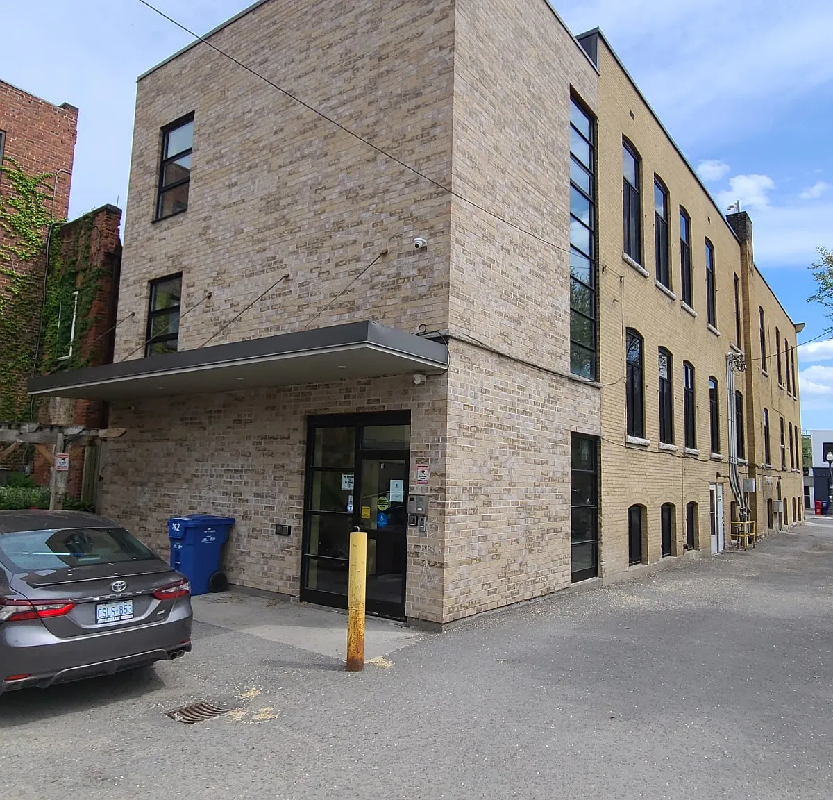 Tvm 192 Hunter Street West Inc — Photo 4
