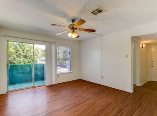 2106M Springbrook Ln, New Orleans, LA 70114