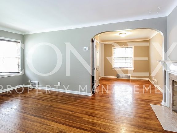 4th image of 20507 Sunset Dr