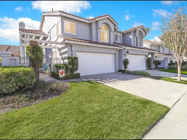 8 Nutcracker Ln, Aliso Viejo, CA 92656