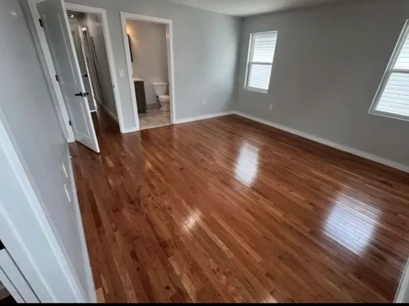 759 Seaport Dr, Elizabeth, NJ 07201