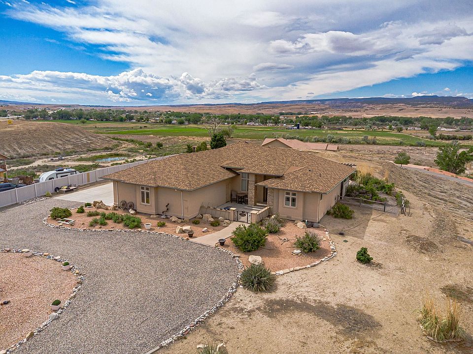 1st image of 1525 Wapiti Way