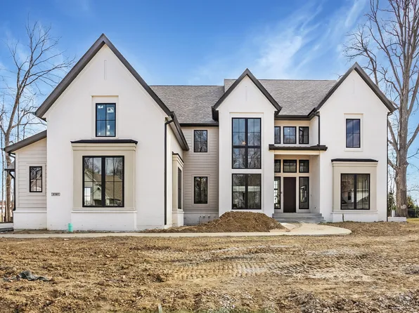 3787 Cherwell Dr, Zionsville, IN 46077