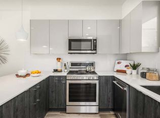 9201 Linden Ave N #C, Seattle, WA 98103