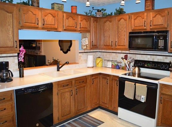 4th image of 2756 Bramble Ct