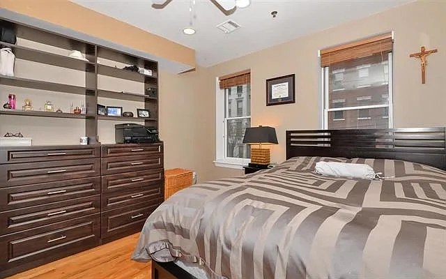 120 Willow Ave #4-2R — Photo 8