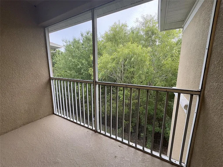 9507 Amberdale Ct #201 — Photo 9