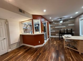 1110 W Blaine St, Riverside, CA 92507