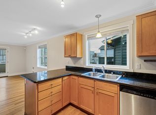 1317 N 88th St, Seattle, WA 98103