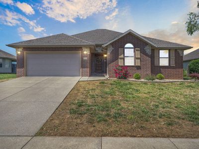 329 W Meadowgate Drive, Springfield, MO, 65803