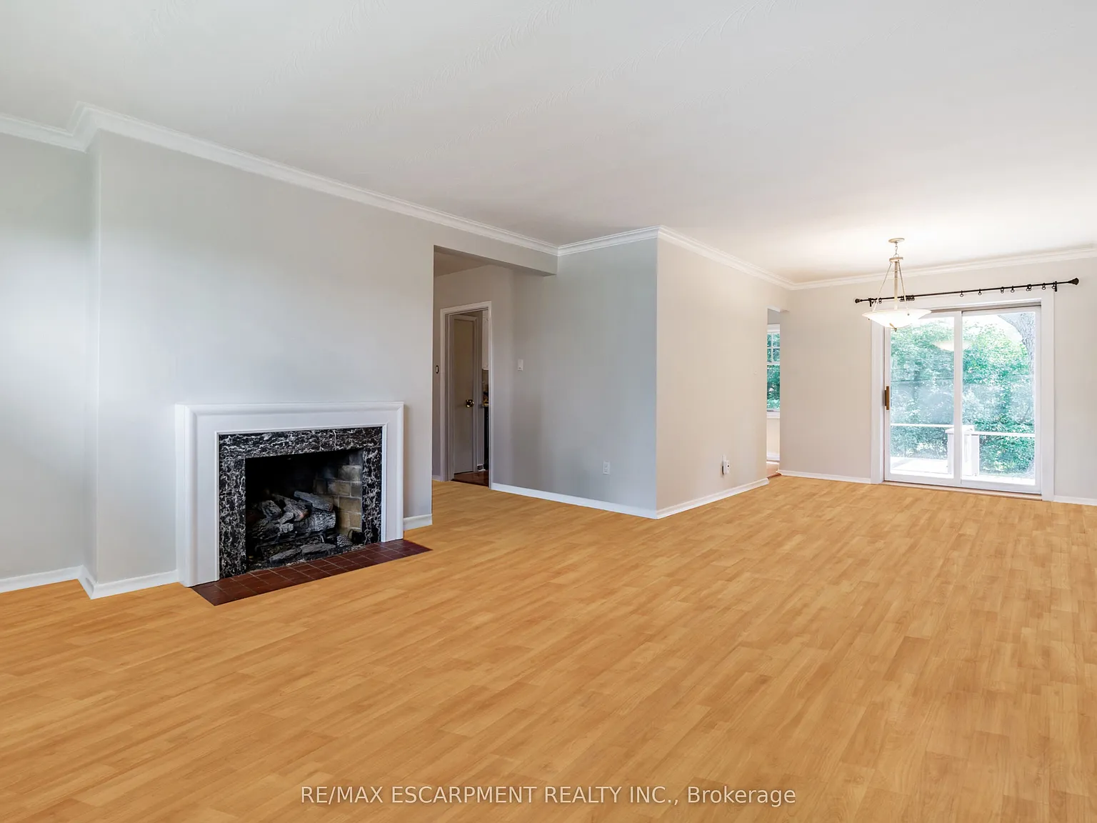 3 bed, $3,500 — Photo 3