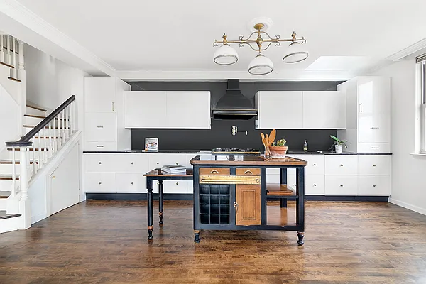 Sold by Compass | media 3