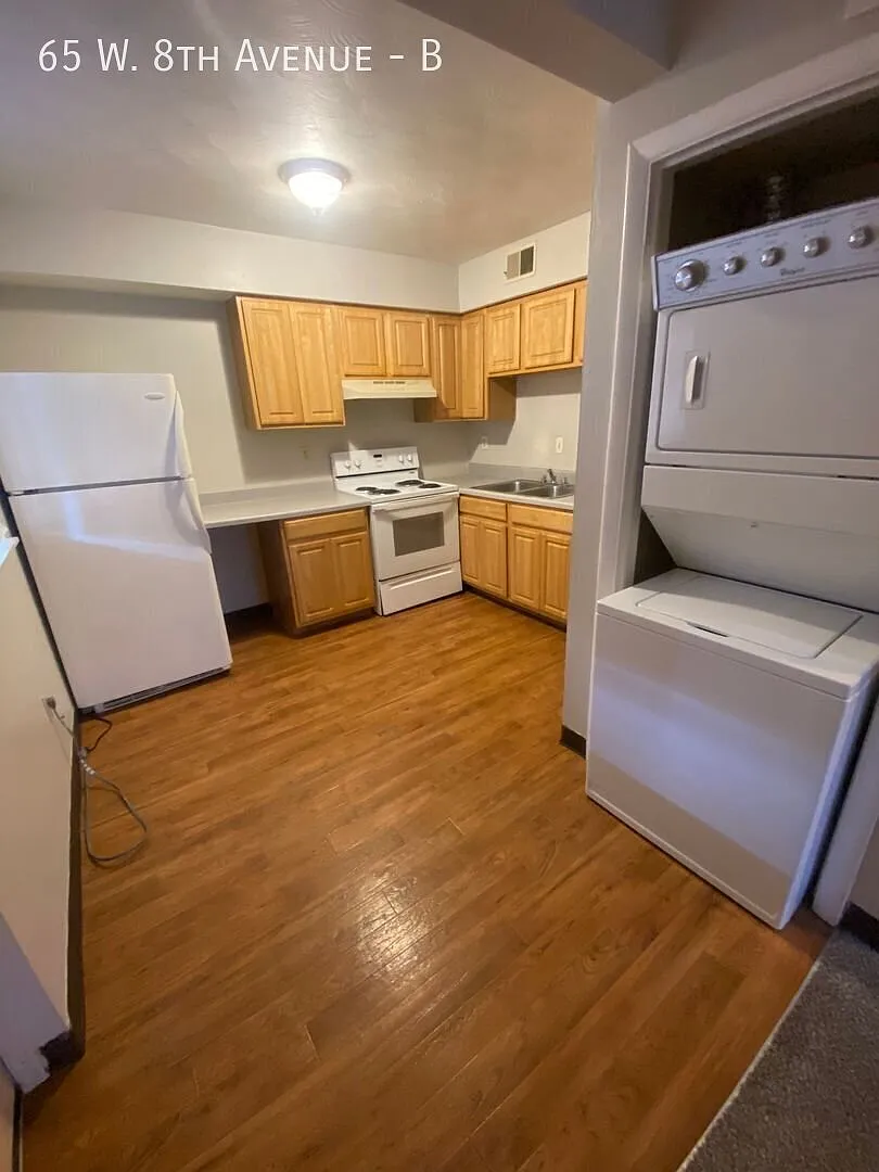 Spacious 2 Bedroom Apartments Near OSU Medical Campus! — Photo 2