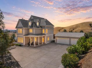 3928 Sierra Vista Dr, Vacaville, CA 95688