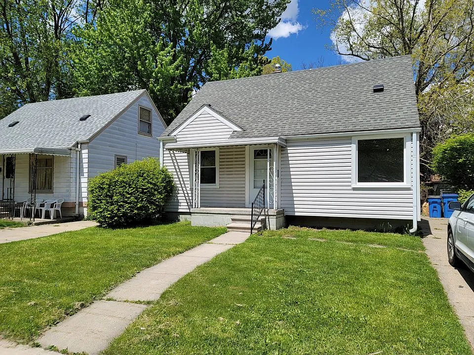 24708 Stanford St
