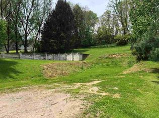 948 Sunnycrest Dr, Huntington, WV 25705