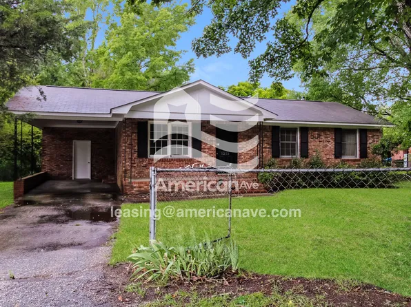 1213 Belton Ct, Camden, SC 29020