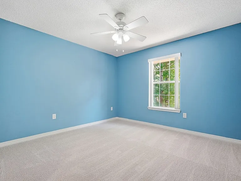 4881 Traxx St — Photo 36