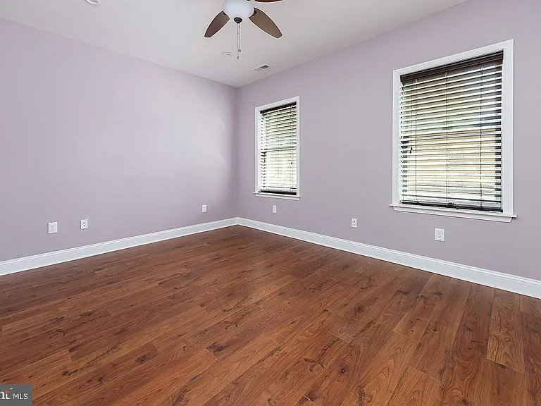120 Grove St — Photo 13