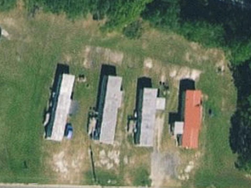 2nd image of 2022 Bell St