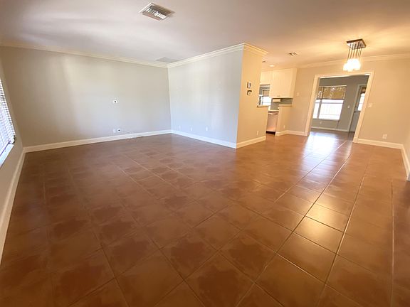 4th image of 3064 Carl Bolter Dr