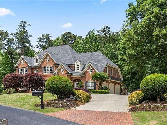 3rd image of 8196 Hewlett Rd