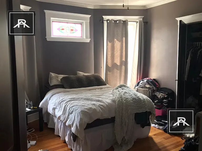 17 Holman St #1 — Photo 9