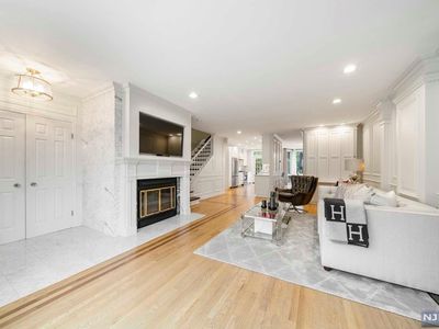 117 Kensington Dr #117, Fort Lee, NJ, 07024