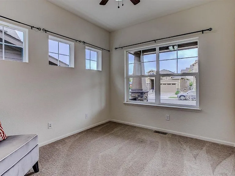 16747 Compass Way — Photo 4