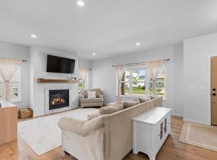 4869 Tat Soi Rd, Fitchburg, WI 53711