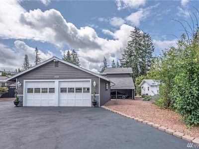 209 Mackenzie Dr, Camano Island, WA, 98282