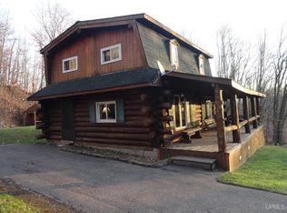 17524 Victoria Rd, Rockland Township, MI 49960