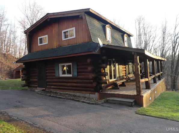 17524 Victoria Rd, Rockland Township, MI 49960