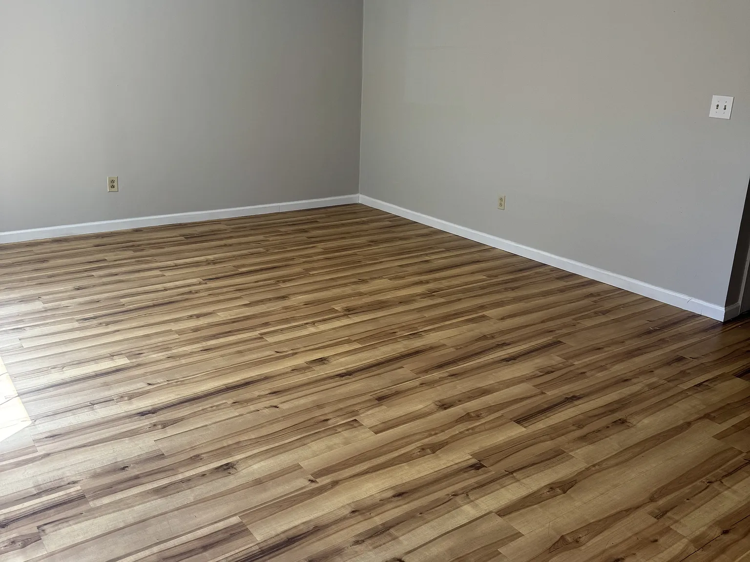 1155 Kentucky 3057 - A-5 — Photo 2