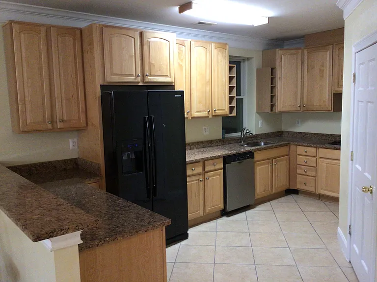 4802 Flower Ln #BASEMENT — Photo 5