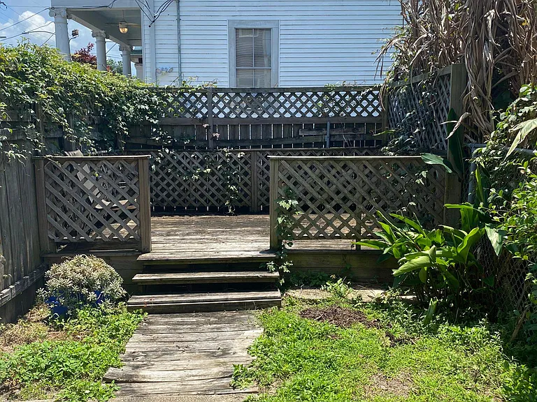 202 S Scott St — Photo 22
