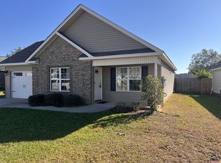 412 Madison Place Pkwy, Byron, GA 31008