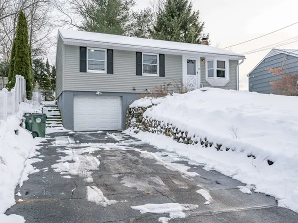 27 Day Street, Manchester, NH 03104