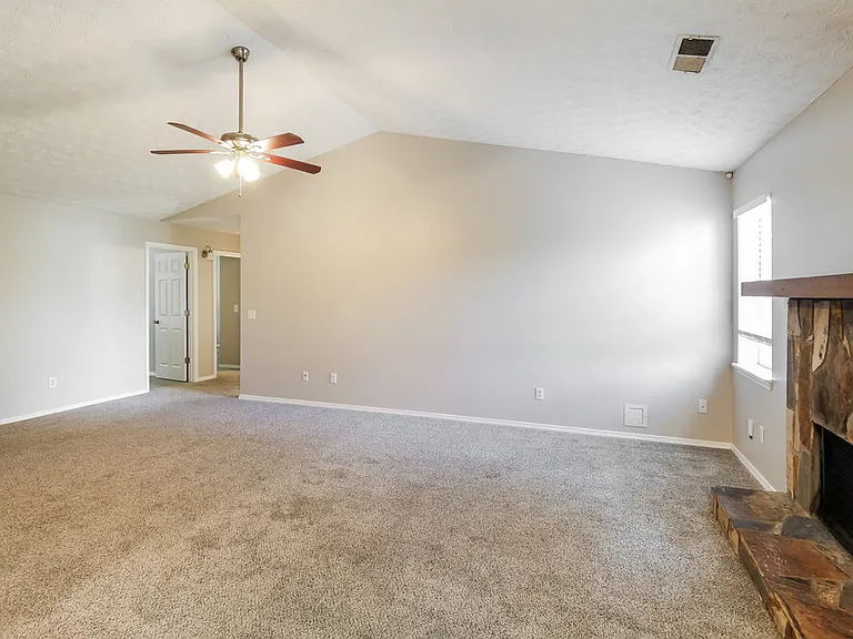 95 Branchwood Dr — Photo 5